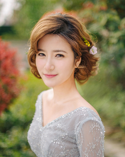 短发新娘发型2025 短发女人也可以优雅和性感