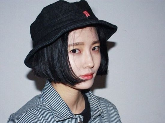 衬肤色白的头发颜色 嫩白美肌就得靠这些发色