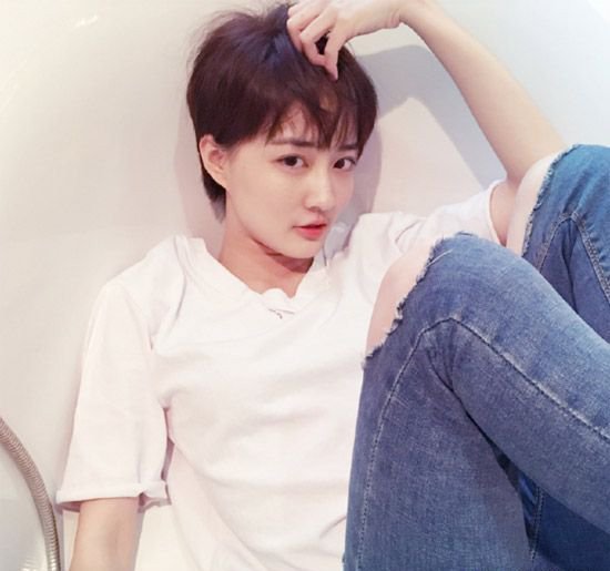 娜扎袁姗姗徐璐示范 刘海短发发型