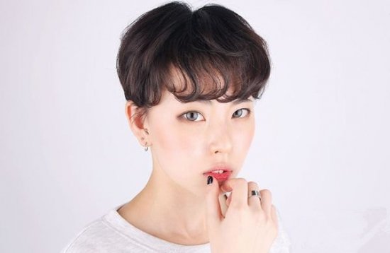 刘海就要卷的! 这样才够时髦