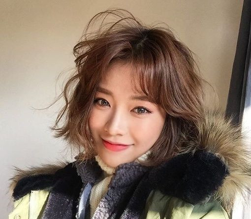 短发2025流行发型图片 最值得参考的女生短发