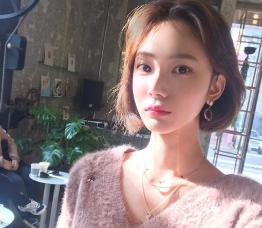 短发2025流行发型图片 最值得参考的女生短发