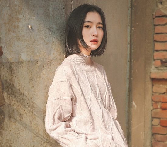 中分短发发型图片 其实中分短发也挺好看的