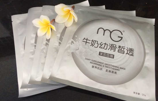 美即牛奶白滑润颜面膜怎么样 至少浓郁的奶香就很吸引人