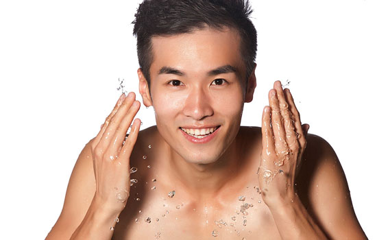 k1男士梦幻洁面乳 专为大油皮男性设计