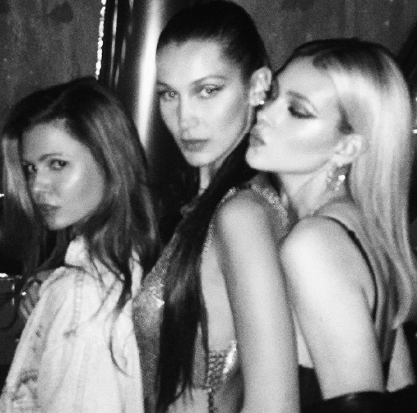贝拉哈迪德(bella hadid)最新街拍 性感装扮庆生