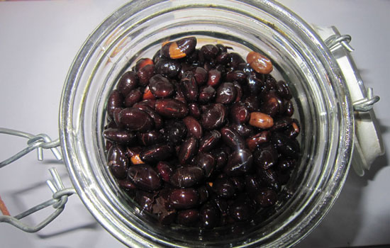 吃醋泡黑豆能减肥吗 醋泡黑豆减肥的正确做法与吃法