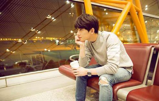 女生为什么不喜欢男生玩游戏 我们可成不了肖奈和贝微微