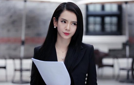 傲娇女喜欢男生的表现 原来她都写在脸上了