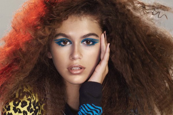 Kaia Gerber 演绎Marc Jacobs秋冬美妆大片