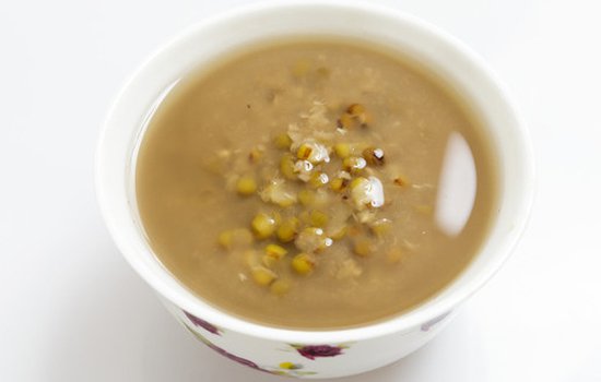 绿豆汤可以去痘吗 喝绿豆汤能加快痘肌恢复