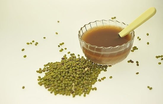 绿豆汤什么时候喝最好 夏季午后喝绿豆汤驱热避暑最佳
