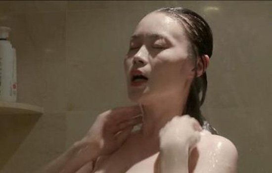 洗澡后眼睛红红的是怎么回事 三大因素为你解惑