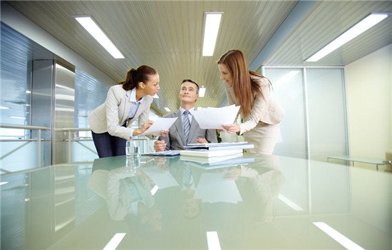 耳鸣的危害 长期耳鸣不治疗会对生活造成大影响