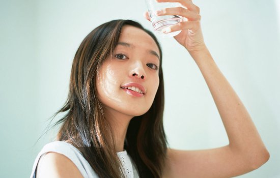 喝水为什么越喝越渴 越喝越渴预示三大信号