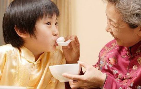 孩子多大可以吃汤圆 孩子吃汤圆要注意这五点