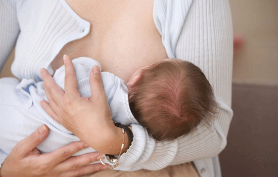 夏天哺乳注意事项 妈妈们必须知道的七大事项