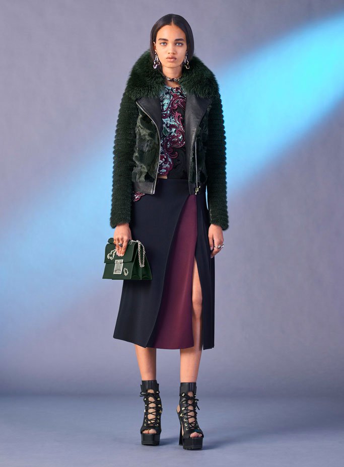 Versace范思哲最新品牌广告  Versace 2024早秋女装系列