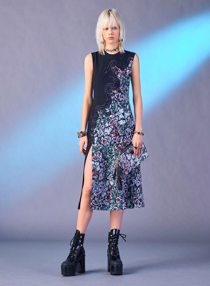 Versace范思哲最新品牌广告  Versace 2024早秋女装系列