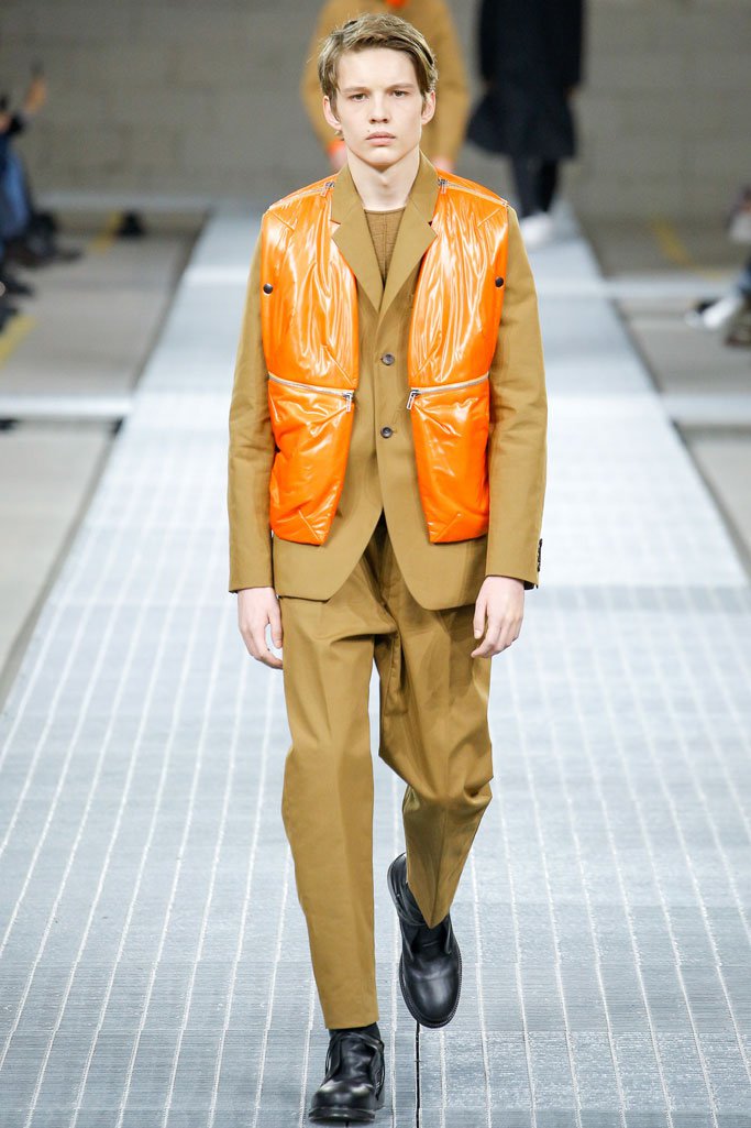Dirk Bikkembergs 2024米兰时装周男装秀