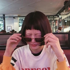 冬季女生发型 随便剪一款都能美腻