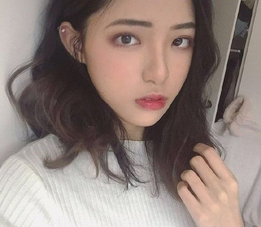 冬季女生发型 随便剪一款都能美腻