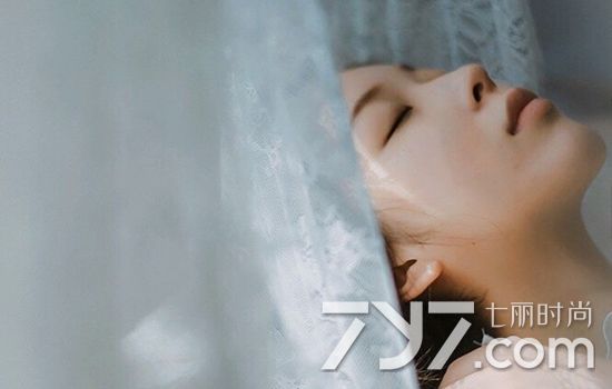 后背长痘痘拔罐有用吗 拔罐需小心延误病情就糟糕了