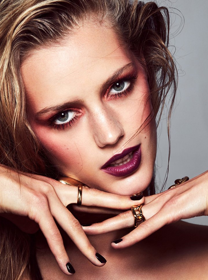 小仙女Esther Heesch 演绎Elle时尚杂志大片