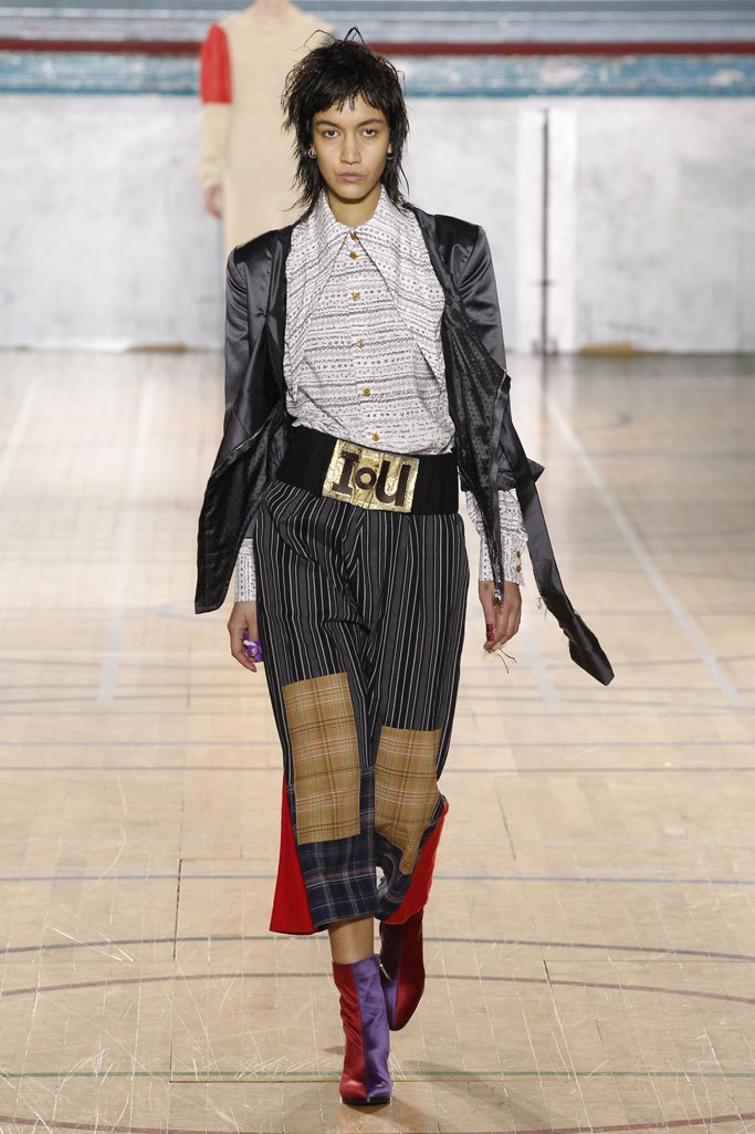 Vivienne Westwood 2024伦敦时装发布会时装秀