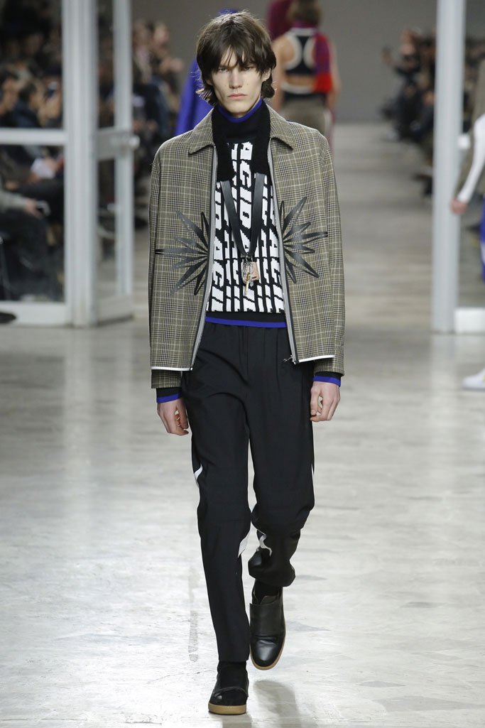 Tim Coppens（蒂姆·科庞）2024佛罗伦萨Pitti Uomo男装秀