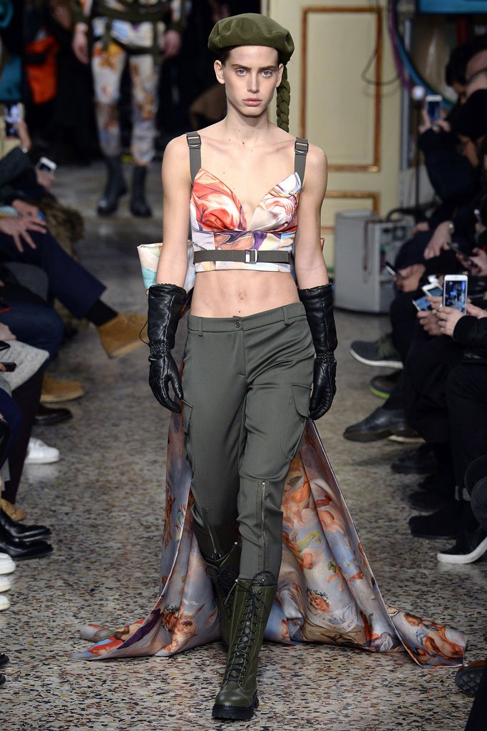 Moschino（莫斯奇诺）2024米兰时装周男装秀