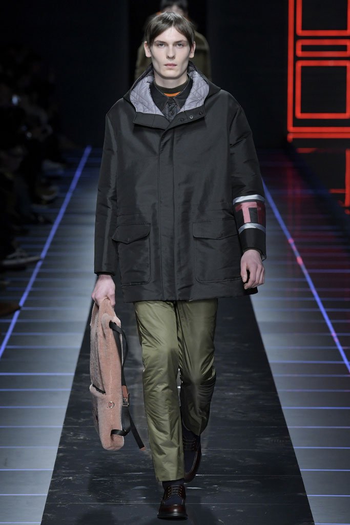 Fendi（芬迪）2024米兰时装周男装秀
