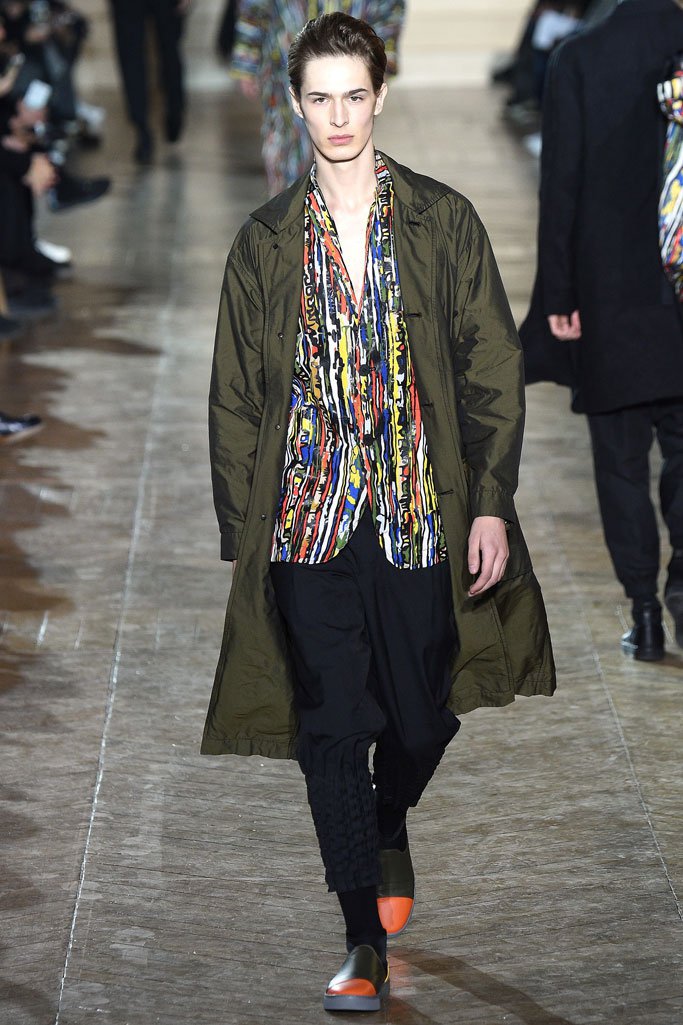 Issey Miyake（三宅一生）2024巴黎时装周男装秀