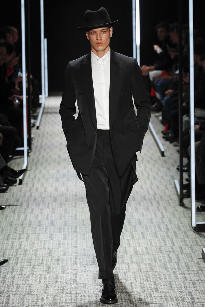 Cerruti 1881（切瑞蒂）2024巴黎时装周男装秀