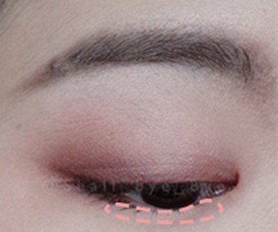 粉色眼影怎么化好看 日常亮眼粉色眼妆教程