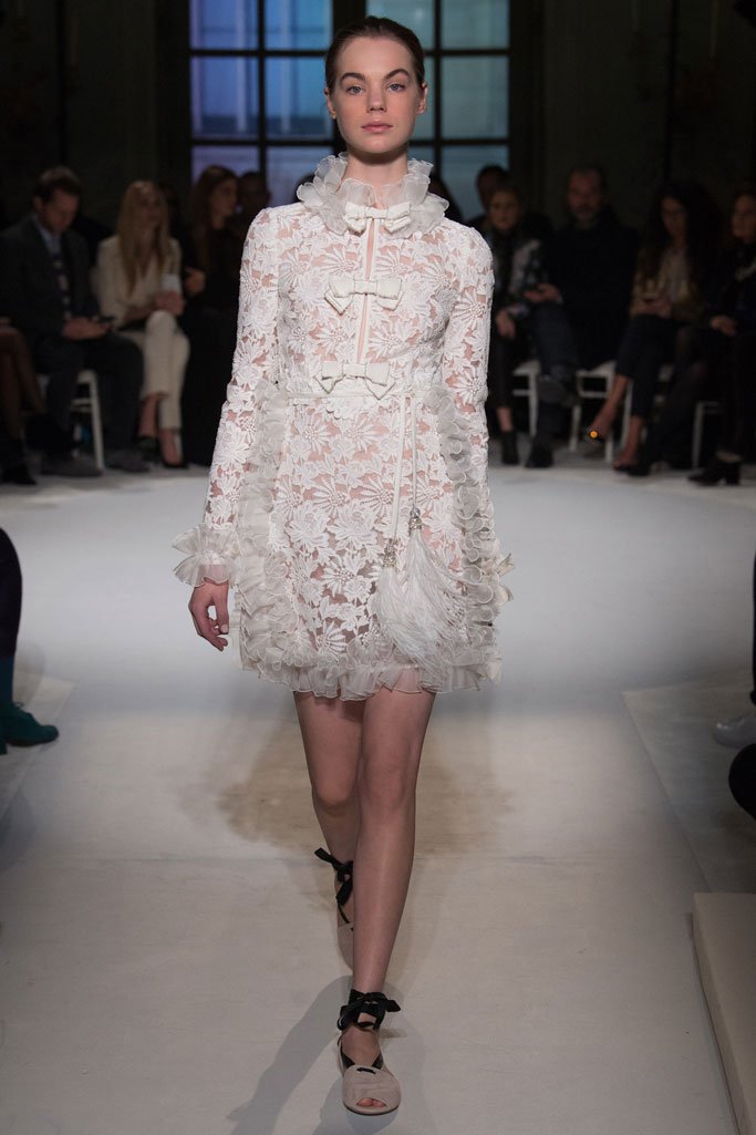 Giambattista Valli 2024巴黎时装周春夏时装秀