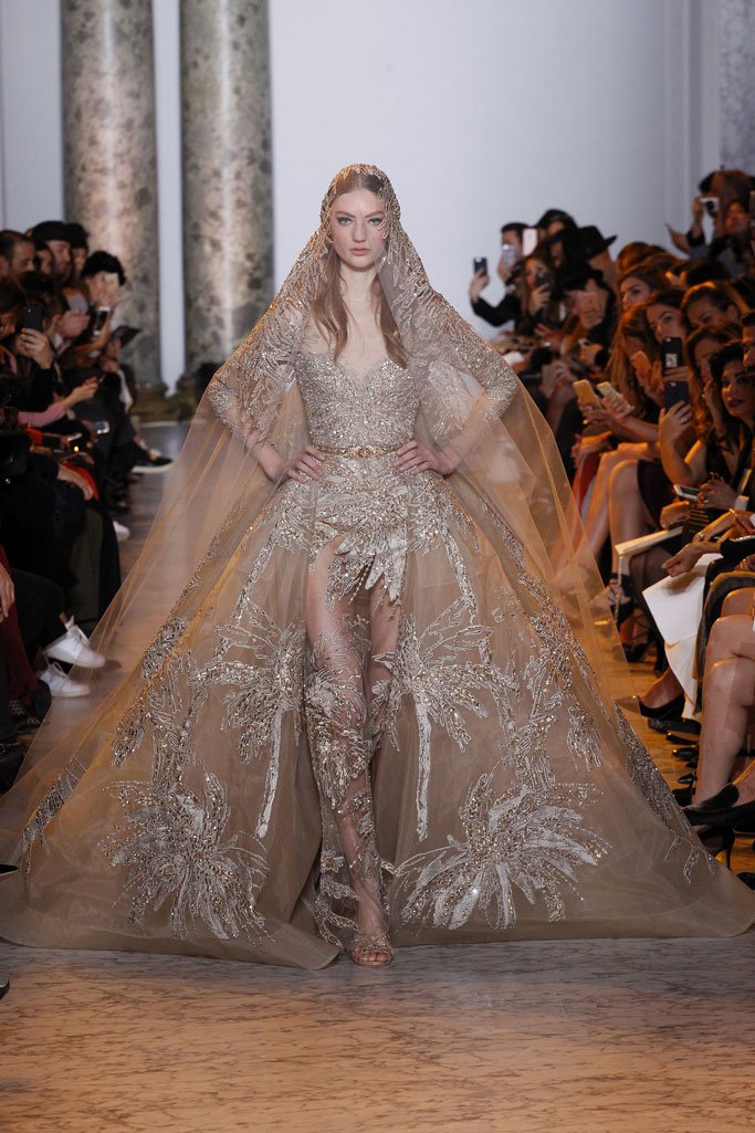 Elie Saab（艾利·萨博）2024巴黎时装周春夏时装秀