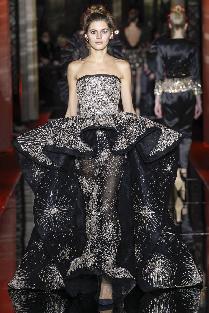 Zuhair Murad（祖海·慕拉）2024巴黎时装周春夏高级定制时装秀