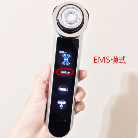 yaman美容仪配什么护肤品 不含油和酒精的滋润型产品