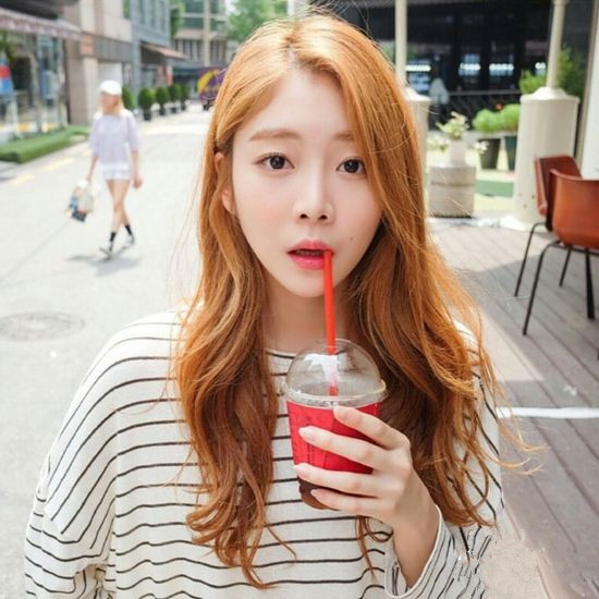 卷发发型图片中长发 换上秒变高颜值美女