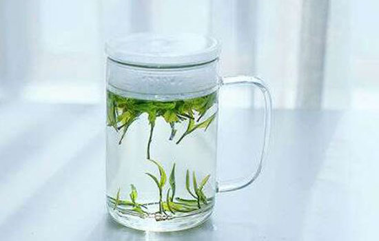 保温杯可以泡茶吗 并不建议用保温杯泡茶