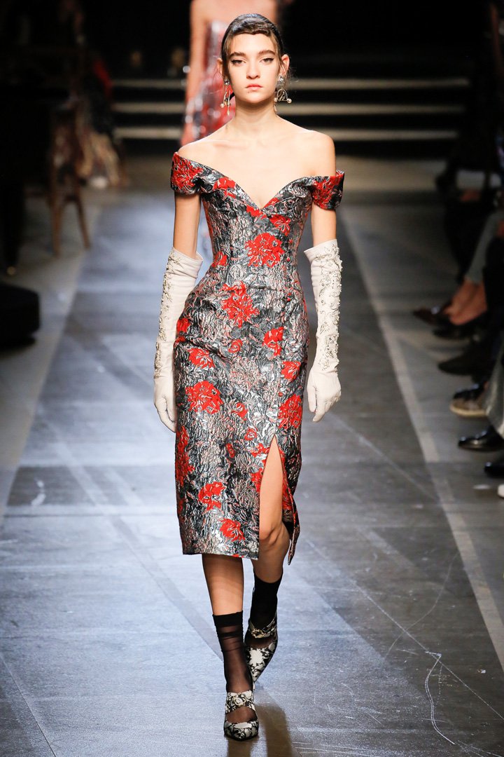 Erdem（艾尔丹姆）2024伦敦时装周时装秀