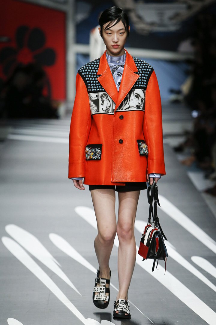 PRADA（普拉达）2024米兰时装周时装秀