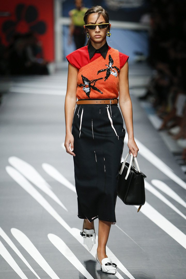 PRADA（普拉达）2024米兰时装周时装秀