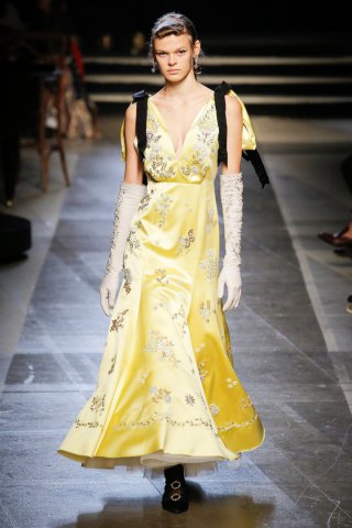 Erdem（艾尔丹姆）2024伦敦时装周时装秀
