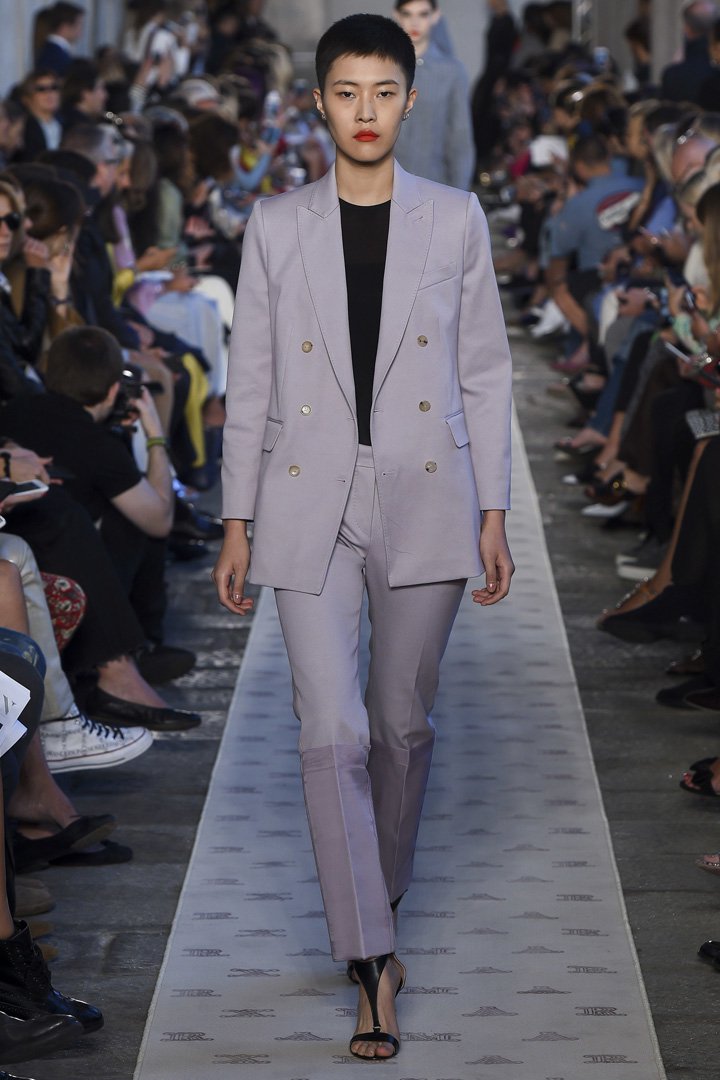 Max Mara（麦丝玛拉）2024米兰时装周时装秀