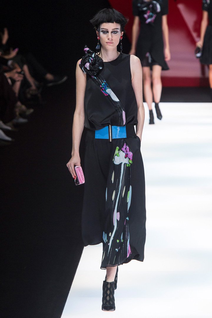 Giorgio Armani（乔治·阿玛尼）2024米兰时装周时装秀