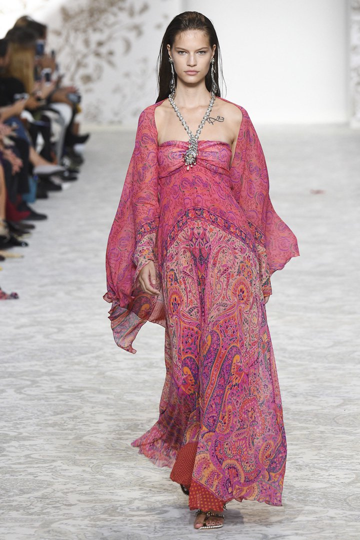 Etro（艾特罗）2024米兰时装周时装秀