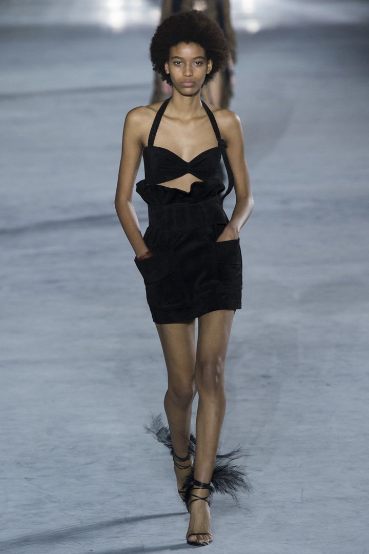 Saint Laurent（圣罗兰）2024巴黎时装周时装秀