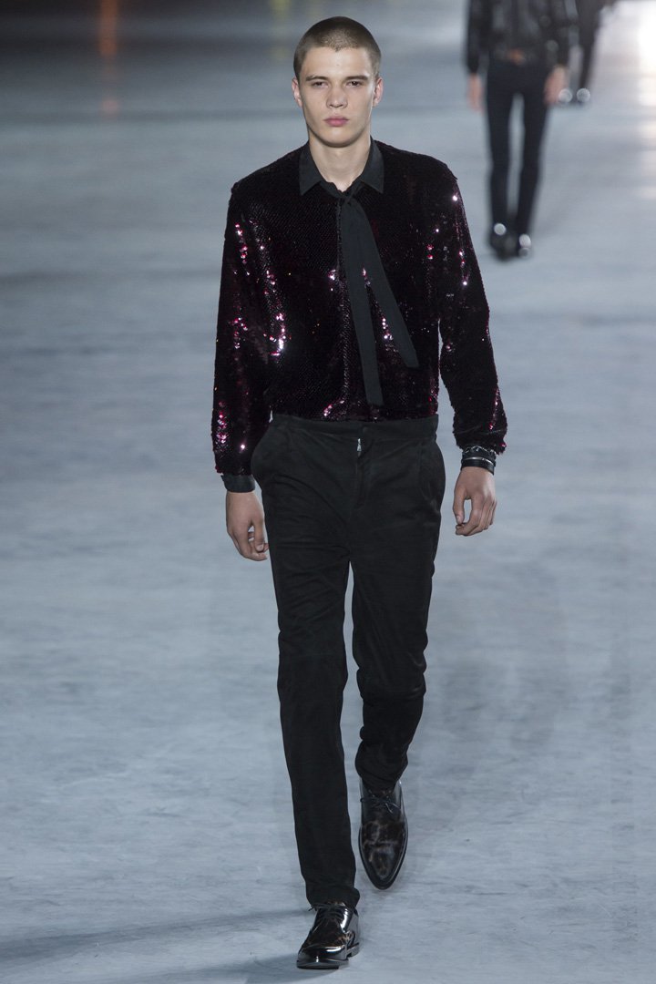 Saint Laurent（圣罗兰）2024巴黎时装周时装秀